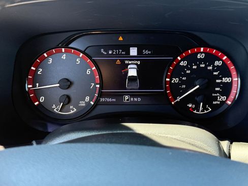 Used 2022 Nissan Frontier Pro-X w/ Pro-X Premium Package image 19