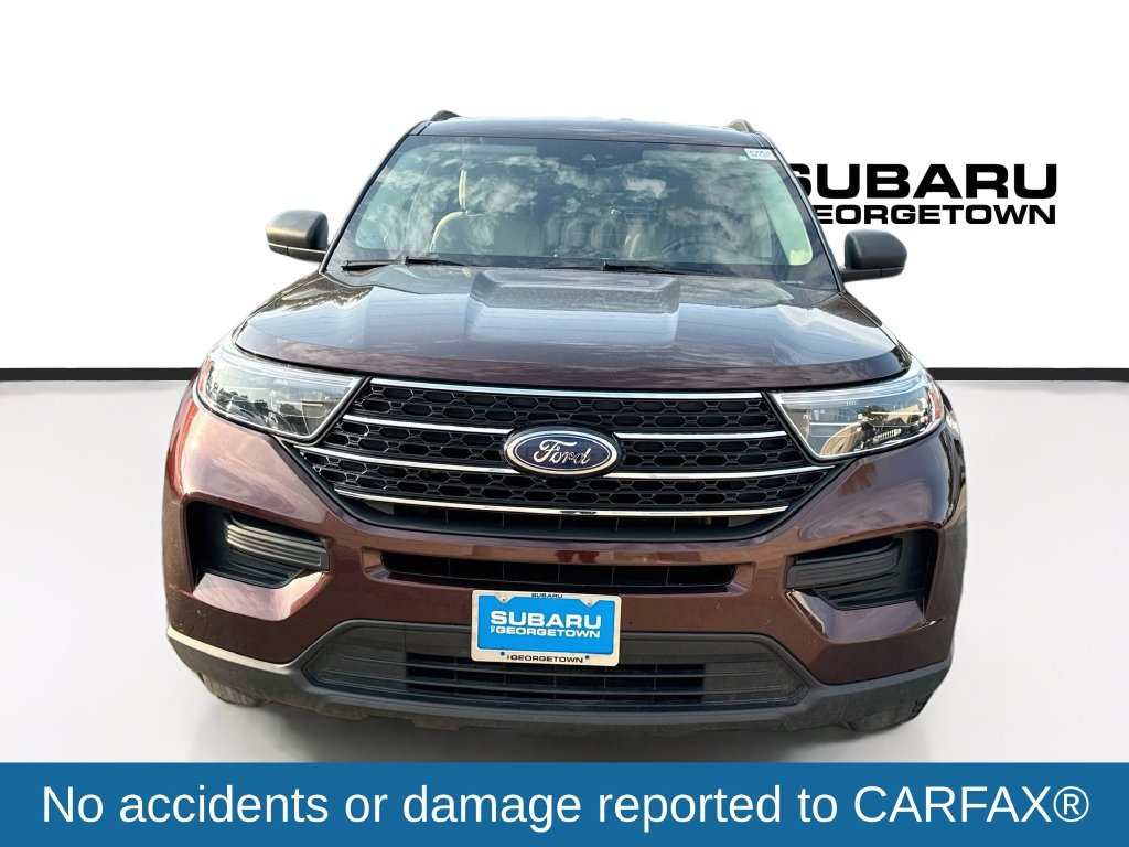 Used 2020 Ford Explorer XLT w/ Comfort Package RWD image 2