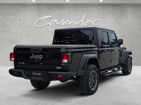 Used 2023 Jeep Gladiator Overland AWD/4WD image 17
