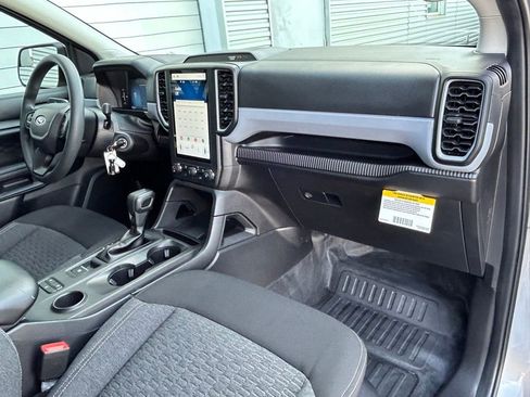 Used 2024 Ford Ranger XL image 45