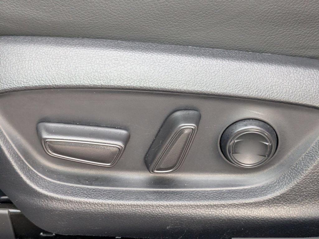 Used 2024 Toyota Camry XSE FWD image 28