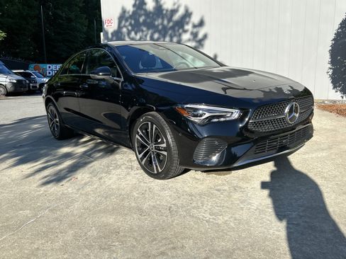 Certified 2025 Mercedes-Benz CLA 250 image 4