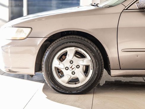 Used 2000 Honda Accord EX image 3