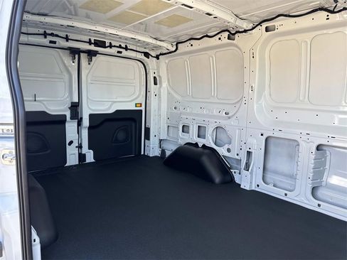 New 2025 Ford Transit 250 Low Roof image 18