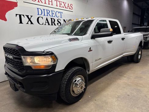 Used 2021 RAM 3500 Tradesman image 12