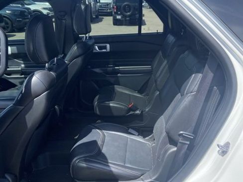 Used 2020 Ford Explorer ST w/ ST Street Pack image 6