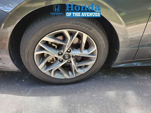Used 2023 Hyundai Sonata SEL FWD image 4