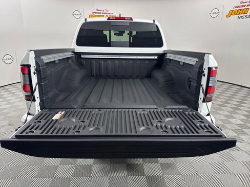 New 2026 Nissan Frontier PRO-4X w/ Pro-4x Convenience Package image 5
