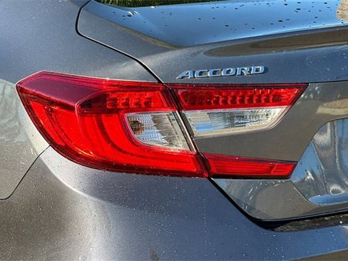 Used 2018 Honda Accord LX image 28