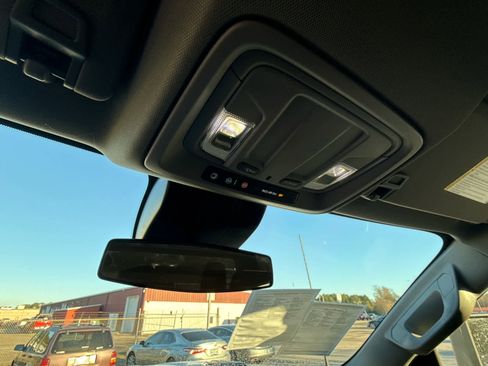 Used 2024 Chevrolet Silverado 2500 Custom w/ Z71 Off-Road Package image 23