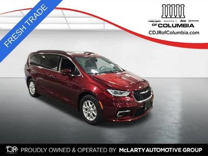Used 2022 Chrysler Pacifica Touring-L