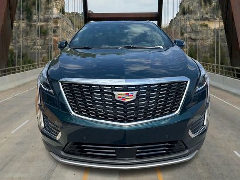 New 2026 Cadillac XT5 Premium Luxury w/ Driver Assist Package FWD image 2