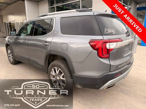 Used 2020 GMC Acadia SLT image 3