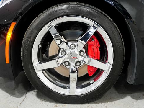 Used 2014 Chevrolet Corvette Stingray Coupe w/ 3LT Preferred Equipment Group RWD image 27
