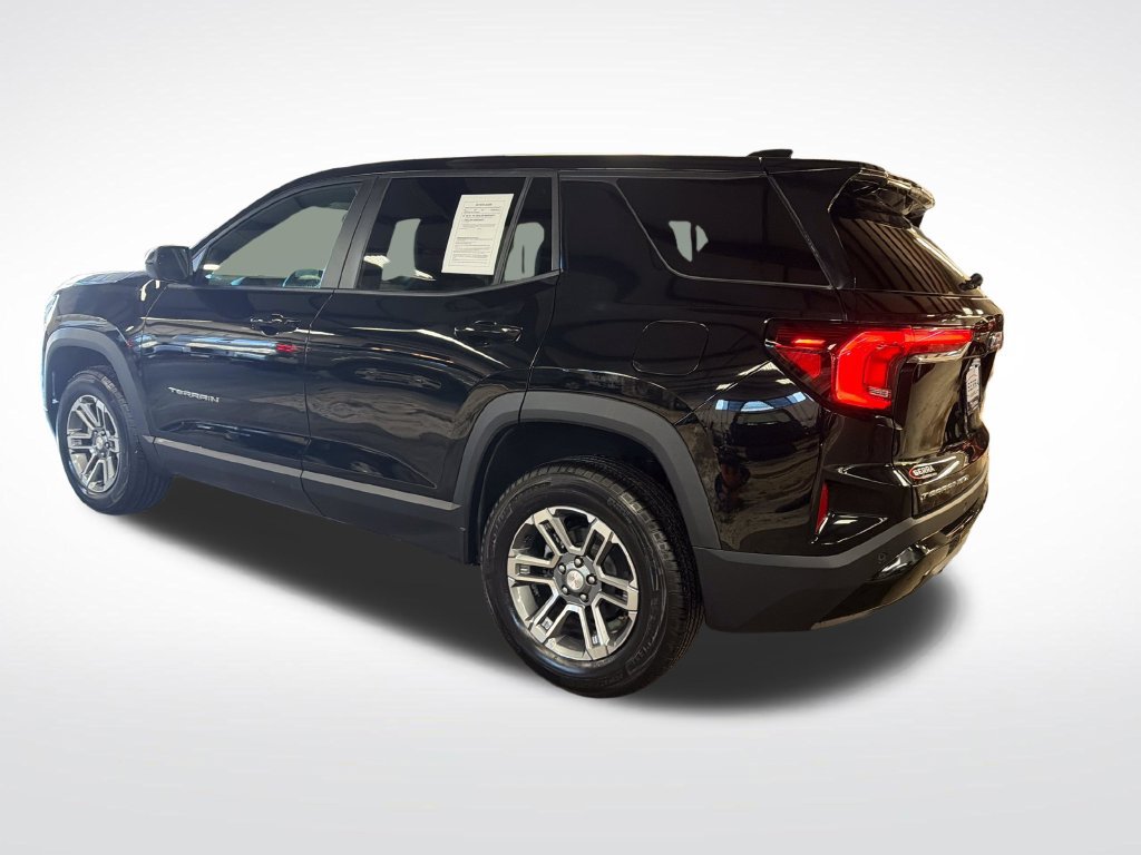 Used 2026 GMC Terrain Elevation AWD/4WD image 3