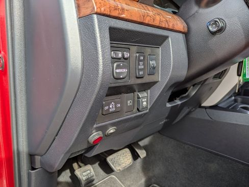 Used 2019 Toyota Tundra 1794 Edition image 19