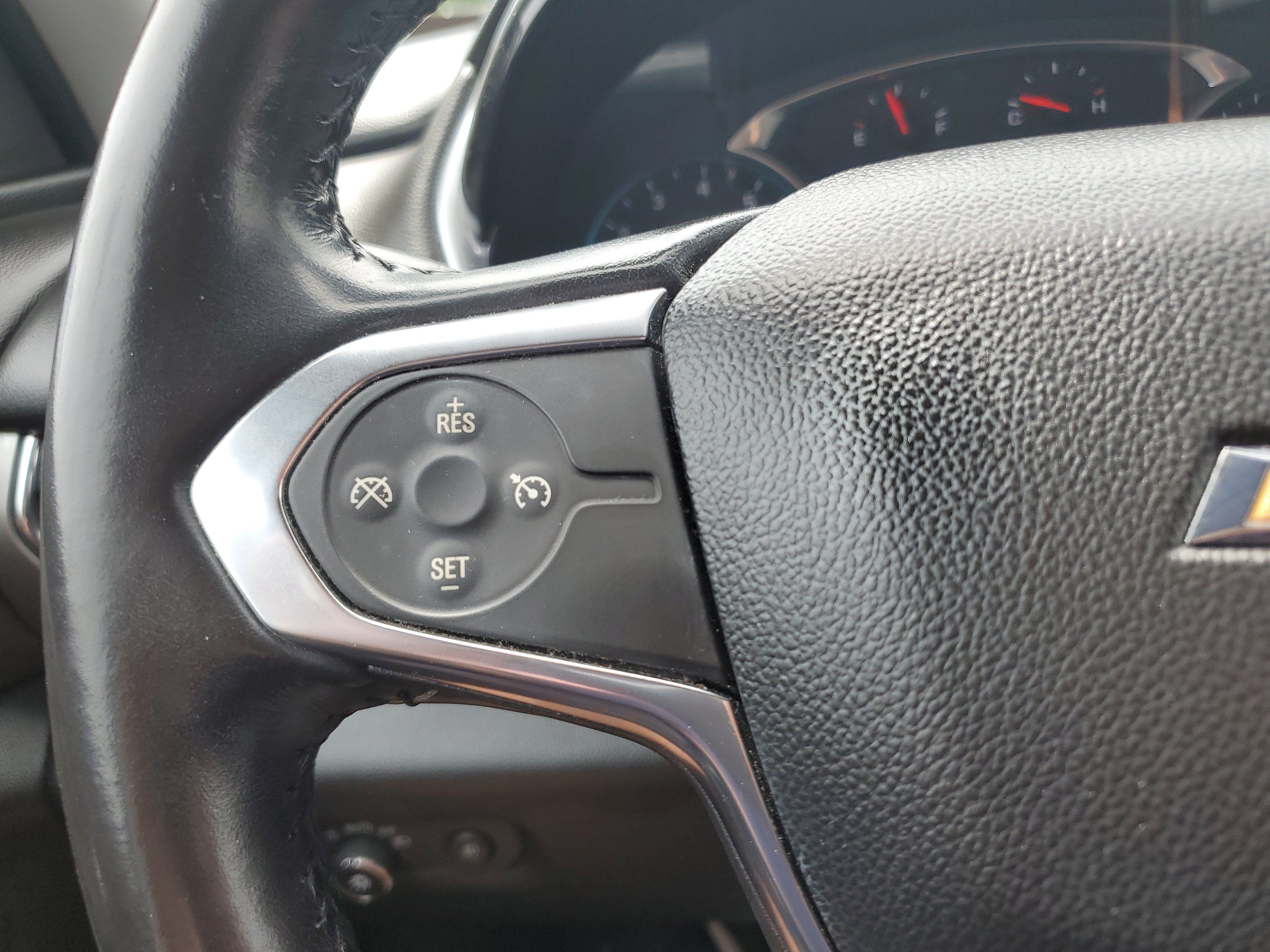 Used 2020 Chevrolet Traverse LT FWD image 22