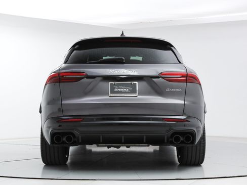 Certified 2025 Maserati Grecale Modena AWD/4WD image 4