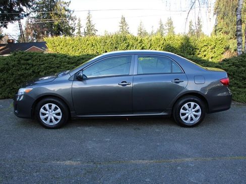 Used 2013 Toyota Corolla L image 12