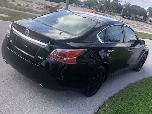 Used 2013 Nissan Altima 2.5 S image 8