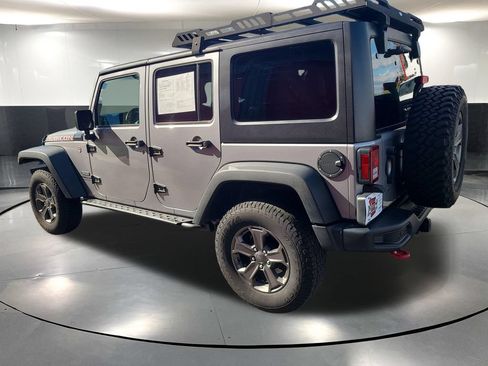 Used 2017 Jeep Wrangler Unlimited Rubicon AWD/4WD image 9