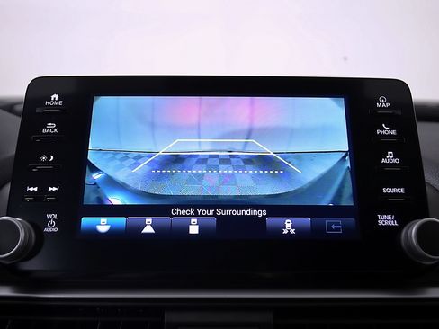 Used 2021 Honda Accord Touring image 30