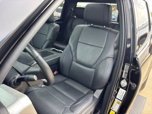 Used 2024 Toyota Tundra Platinum AWD/4WD image 20