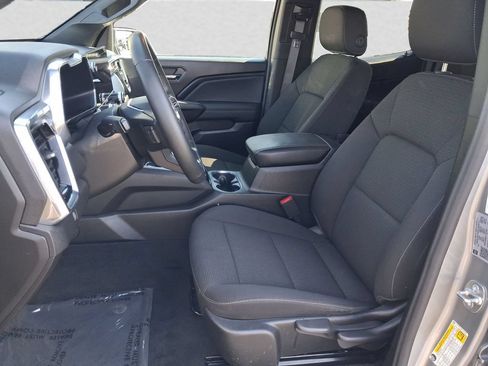 Used 2024 GMC Canyon Elevation AWD/4WD image 10