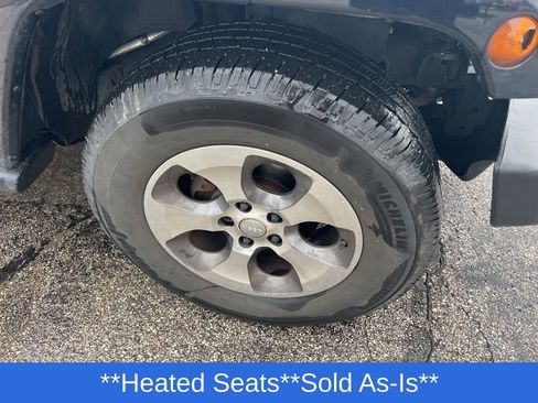 Used 2017 Jeep Wrangler Unlimited Sahara w/ Connectivity Group image 25