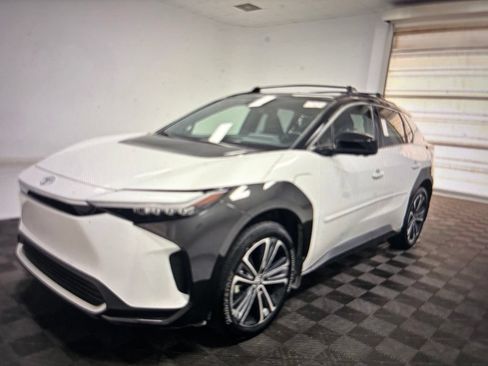 Used 2023 Toyota bZ4X AWD w/ Weather Package image 1