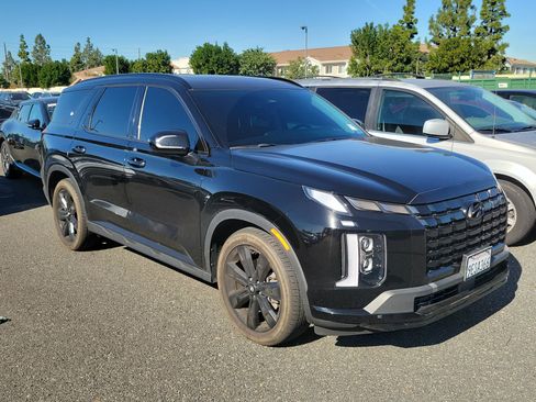 Used 2023 Hyundai Palisade XRT w/ Cargo Package image 3