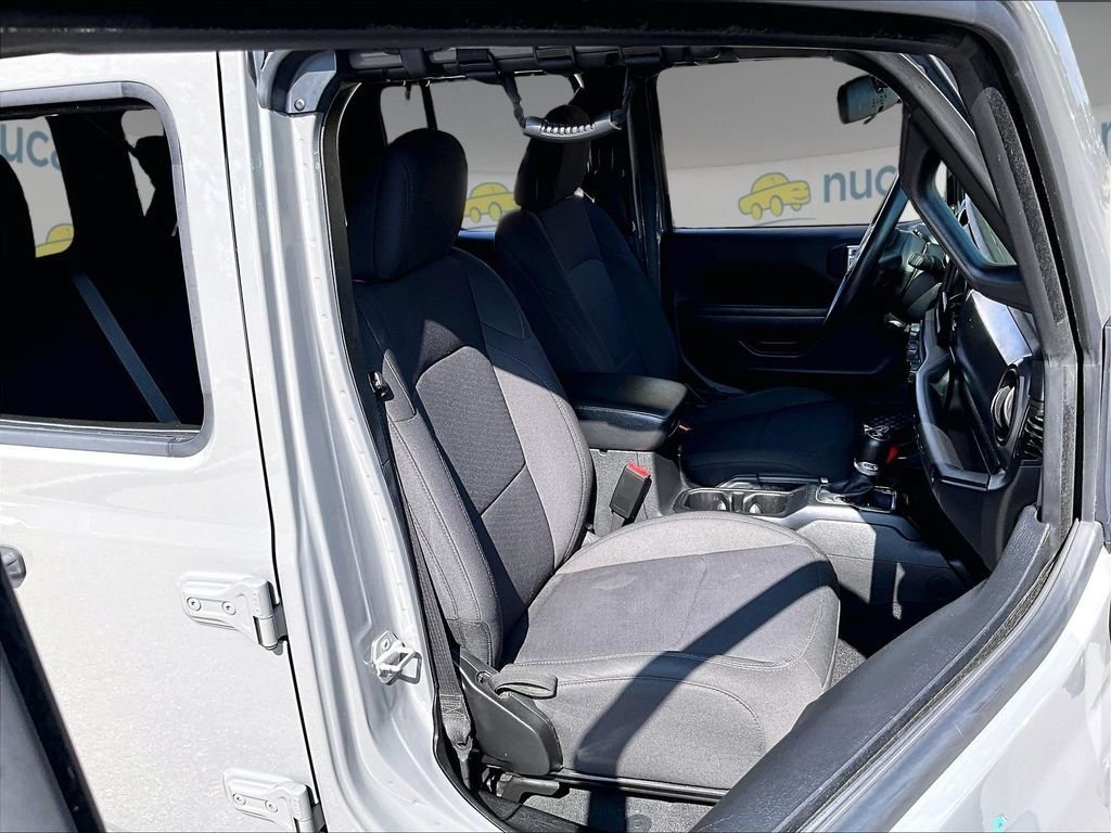 Used 2022 Jeep Wrangler Unlimited Sport AWD/4WD image 11