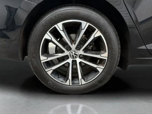 Used 2025 Volkswagen Jetta Sport FWD image 24