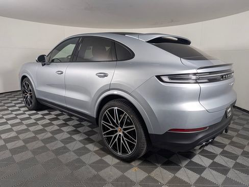 New 2026 Porsche Cayenne S image 3