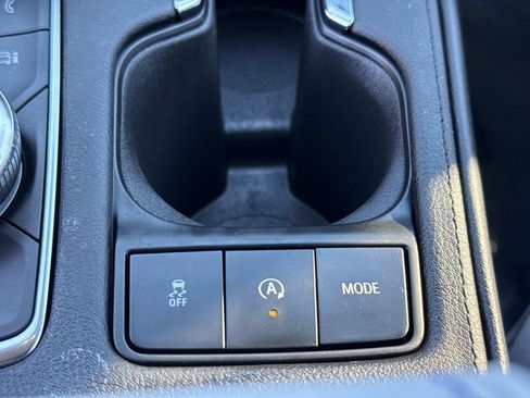 Used 2024 Cadillac XT4 Sport image 38