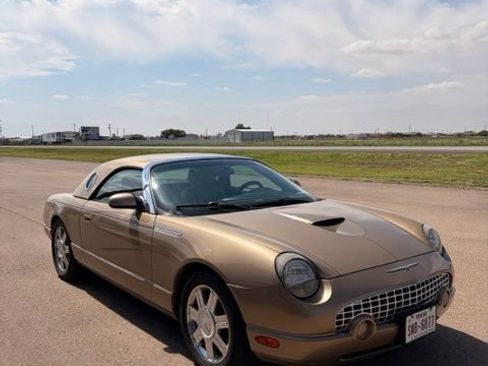 Used 2005 Ford Thunderbird RWD image 1