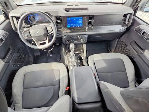 Used 2023 Ford Bronco Big Bend w/ Sasquatch Package AWD/4WD image 8