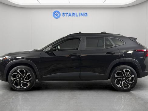 Certified 2024 Chevrolet Trax RS w/ Driver Confidence Package FWD image 4