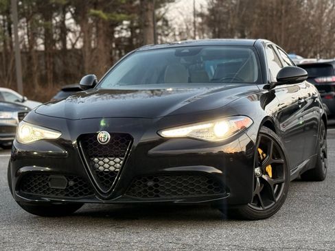 Used 2020 Alfa Romeo Giulia w/ Nero Edizione image 1