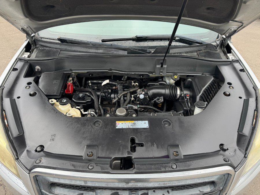 Used 2016 GMC Acadia SLE FWD image 25