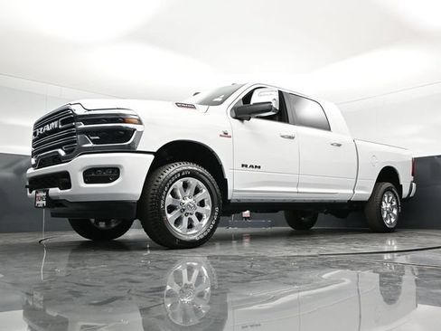 New 2026 RAM 2500 Laramie AWD/4WD image 63