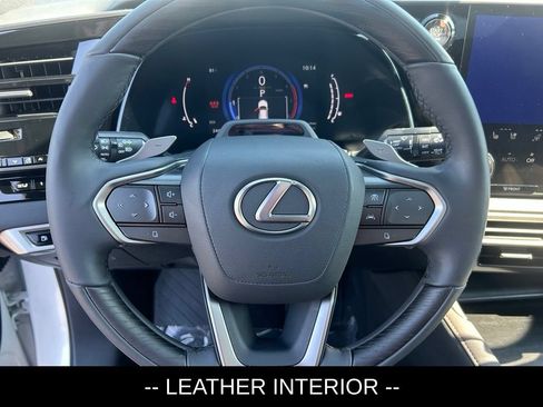 Used 2024 Lexus RX 350 AWD w/ Convenience Package image 8