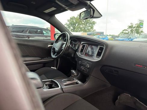 Used 2019 Dodge Charger Scat Pack RWD image 41