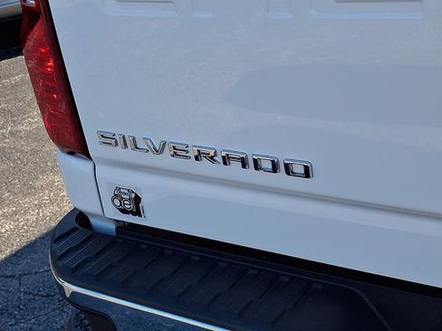 Used 2025 Chevrolet Silverado 2500 LT w/ Convenience Package AWD/4WD image 29
