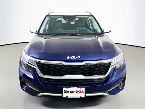Certified 2023 Kia Seltos S w/ Navigation Package FWD image 2