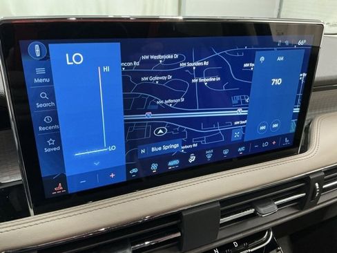 Used 2023 Lincoln Corsair Standard image 24