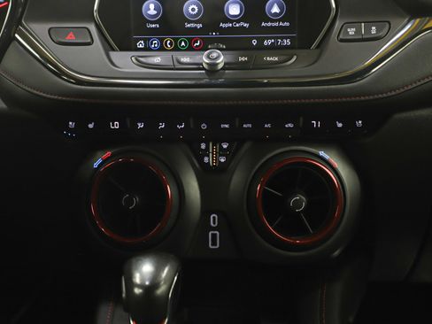 Used 2019 Chevrolet Blazer RS image 15