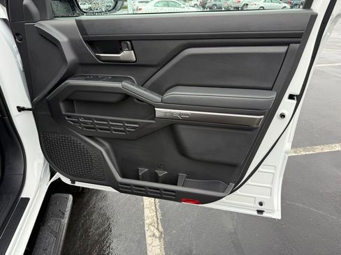 New 2025 Toyota Tacoma TRD Off-Road image 41