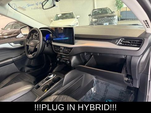 Used 2023 Ford Escape SE w/ PHEV Premium Package FWD image 13