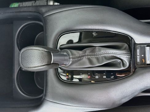 Certified 2024 Honda HR-V LX image 19